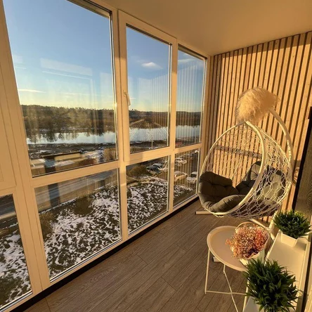 Внутренняя отделка (Ламинат)