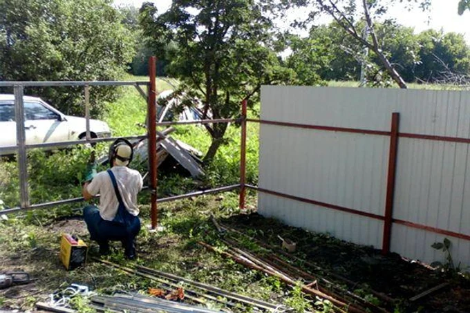 ЗАБОРЫ И КАЛИТКИ Установка 