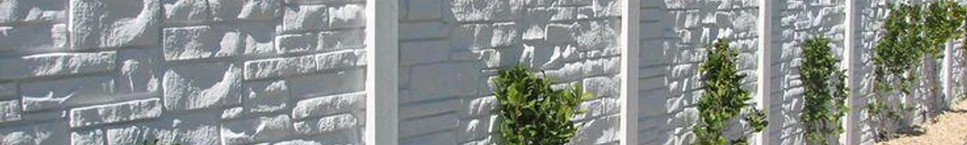 36b5d0c7-6e0e-472e-b21c-598c9bcdd6d5-blackvinylfencingpanels-fencepanelsuppliers.jpg